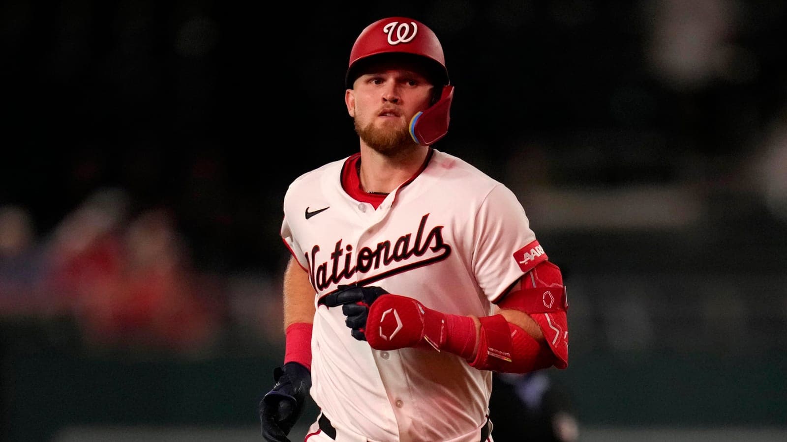 Curtis Mead running the bases in a Washington Nationals uniform.