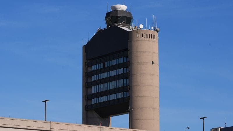 Two Jets Came Within 670 Feet at Boston's Logan Airport After a False Alarm and a Confused Controller, NTSB Says