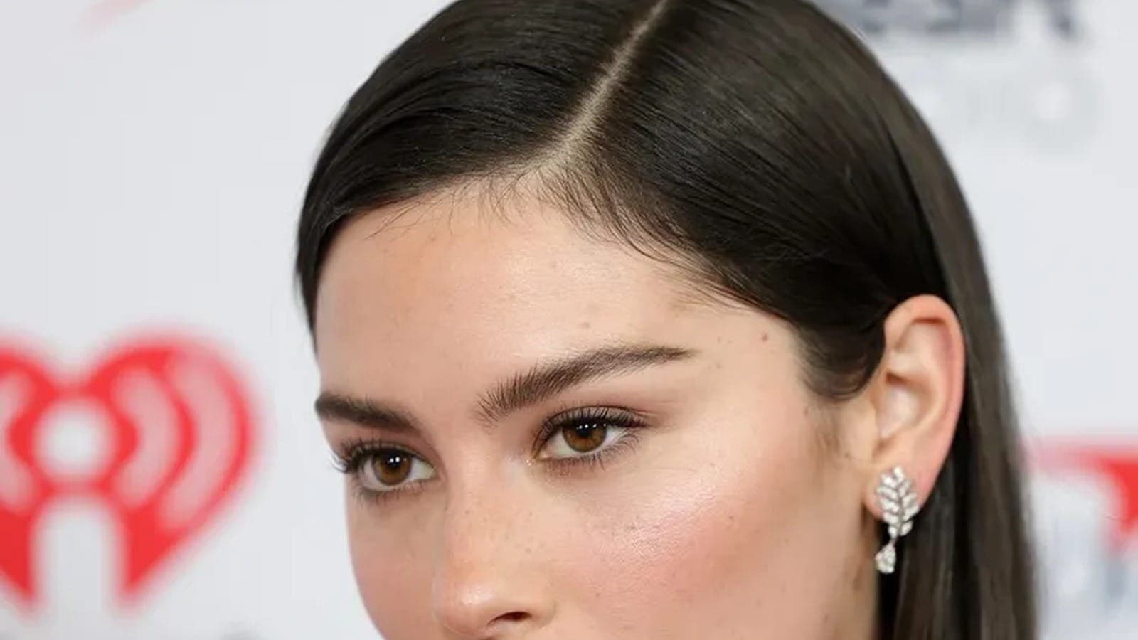 The Scandi Bob Explained: Why Searches for 2026's Defining Haircut Jumped 408%