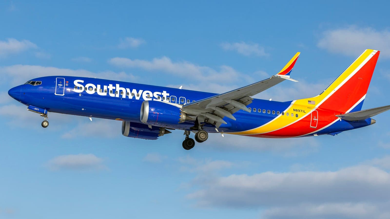 ICE Detains a Southwest Flight Attendant at Work in Nashville, and the Two Sides Tell Different Stories