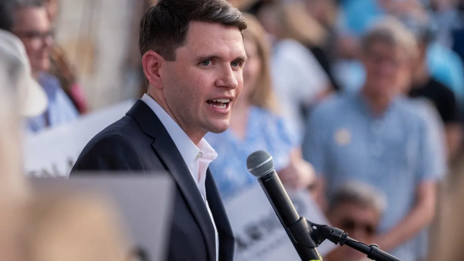 Talarico Voices Support for Reparations at a Texas Town Hall — but Stops Short of a Plan