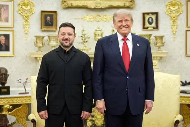 Volodymyr Zelensky and Donald Trump standing together in the White House.