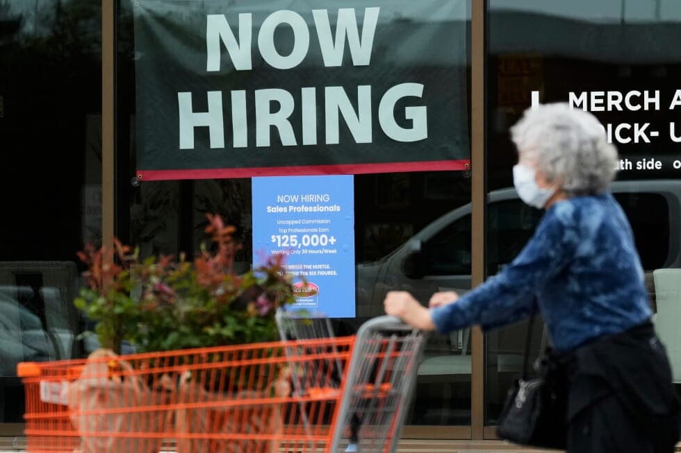 US Weekly Jobless Claims Plunge to 187,000 — the Lowest Since 1969