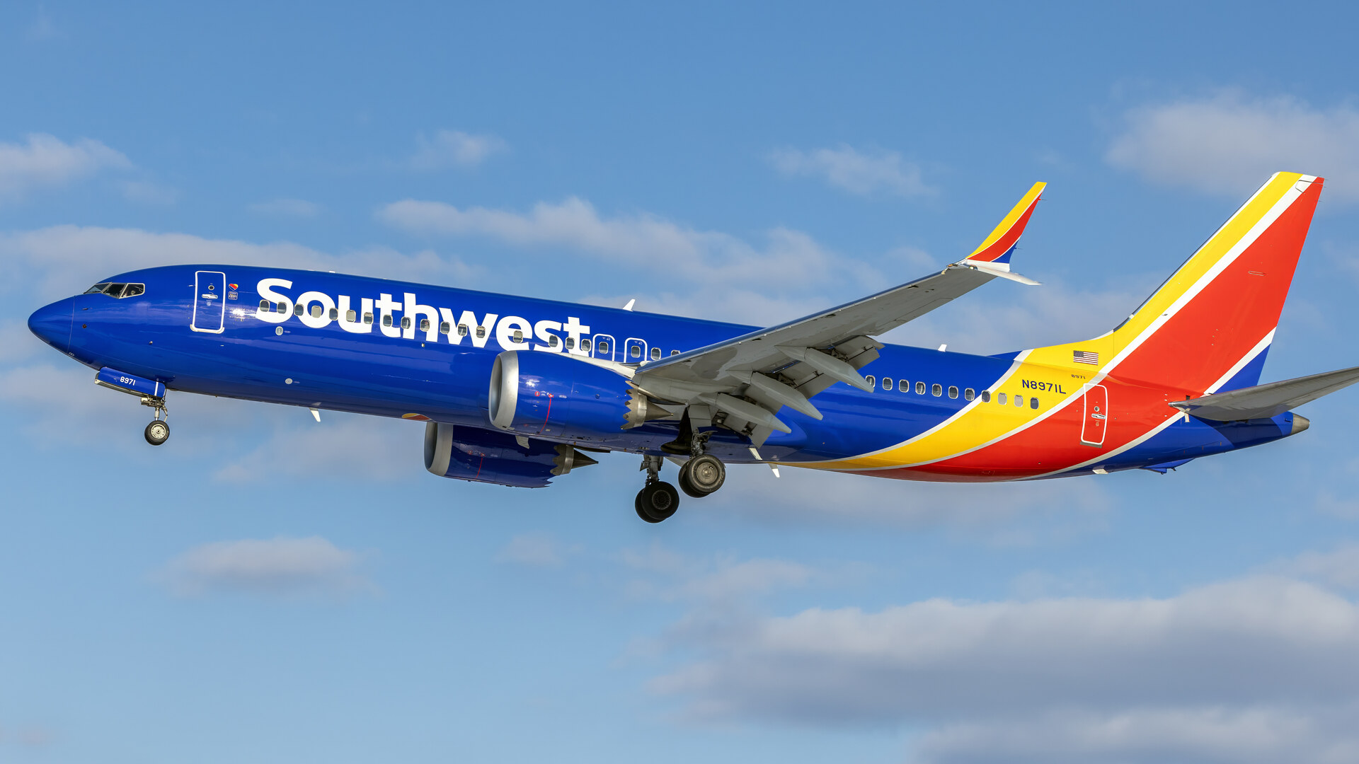 ICE Detains a Southwest Flight Attendant at Work in Nashville, and the Two Sides Tell Different Stories
